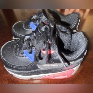 Nike Air Max 90 Girls Sz 4C Black, White,Pink, & Purple